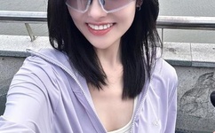 紫黑色蘑菇头律动紧致